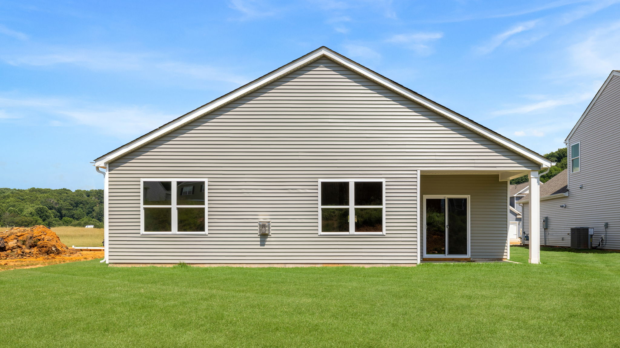 Exterior rear view of Cali M floorplan