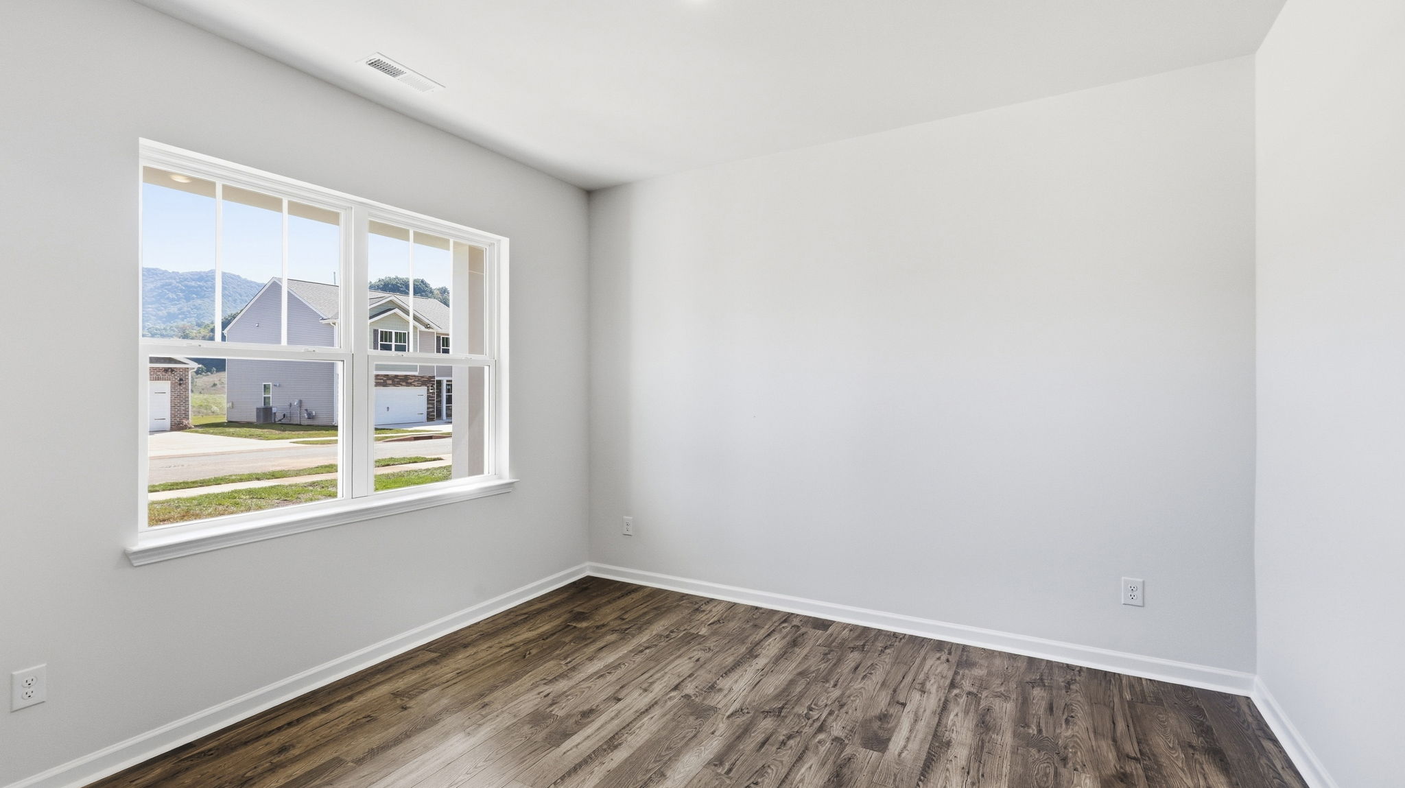 Flex room with large windows