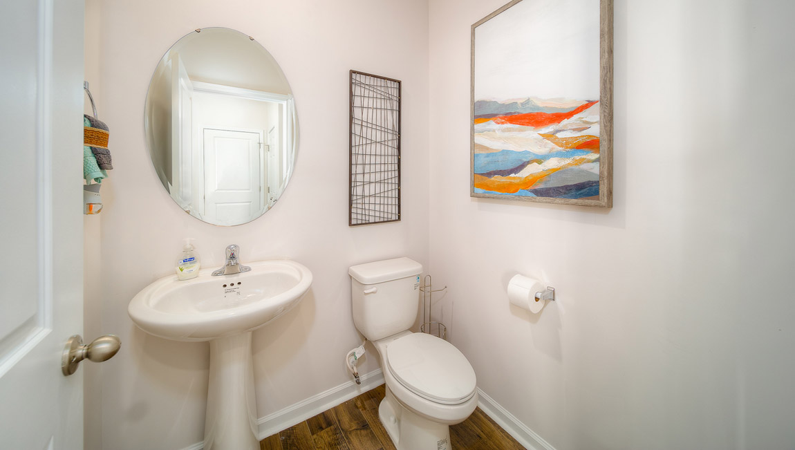 Powder room with single sink