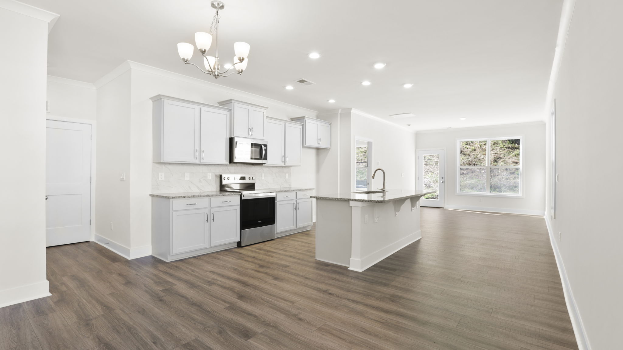 Breakfast area open to kitchen