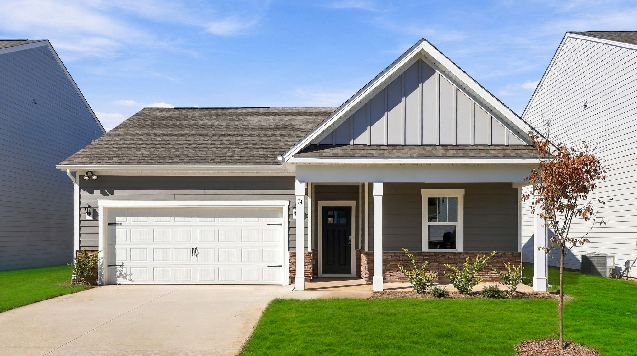 74 Laurel Pointe Dr exterior