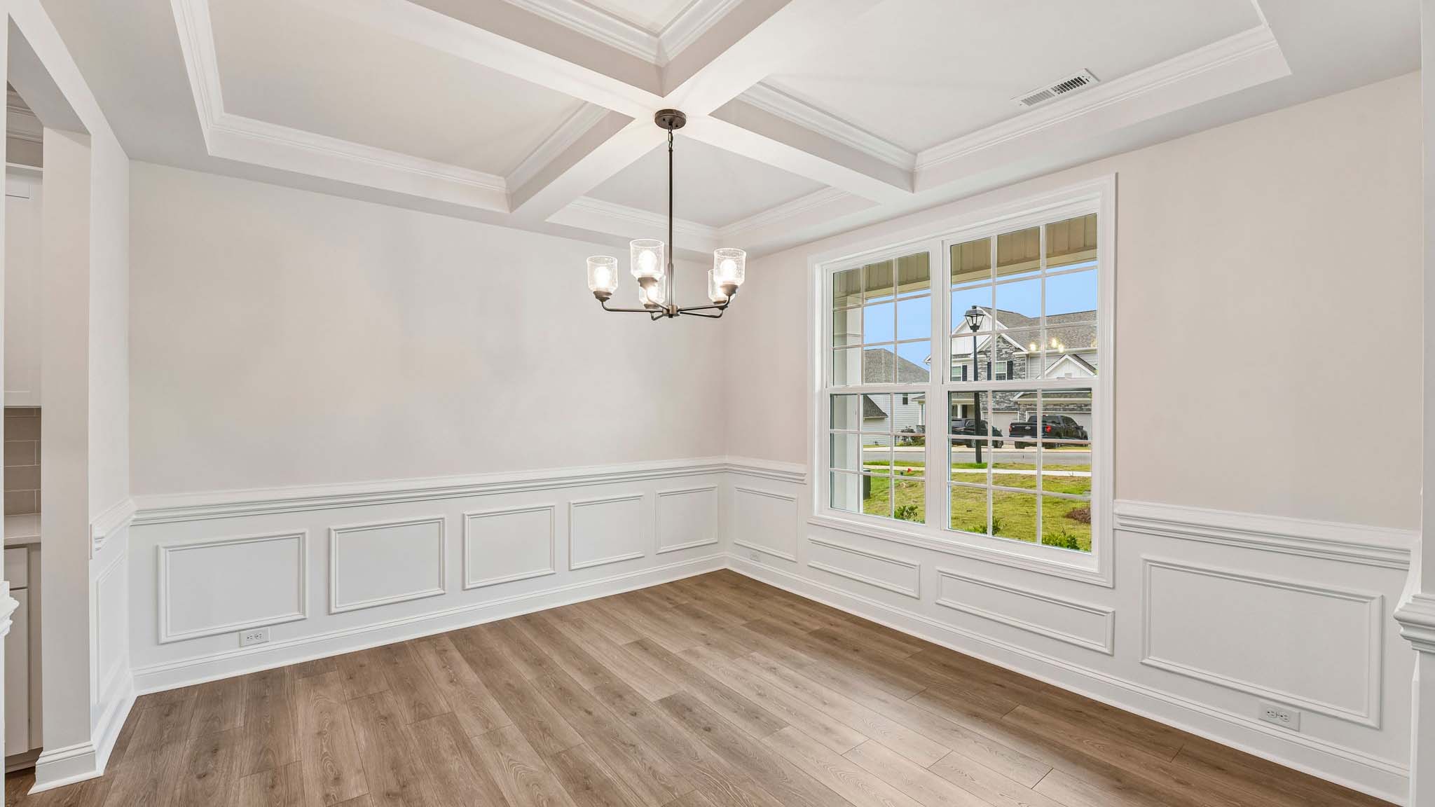 Breakfast space near kitchen and living room