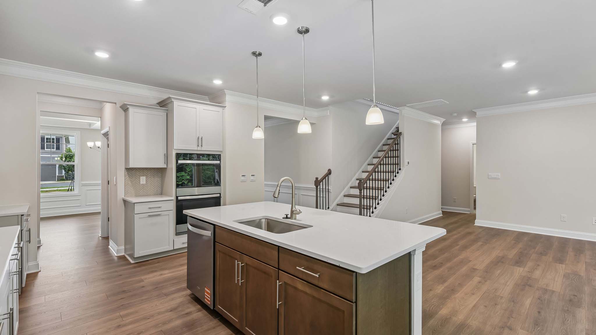 Ktichen and island with quartz countertops