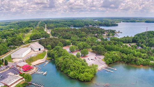 Pinnacle Access Area Near Blackstone Bay in Sherrill's Ford, NC