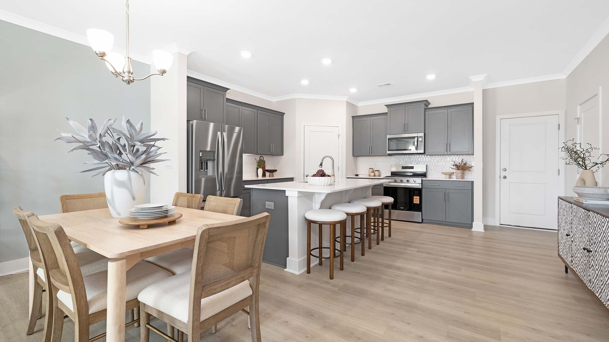Breakfast area off the kitchen with windows