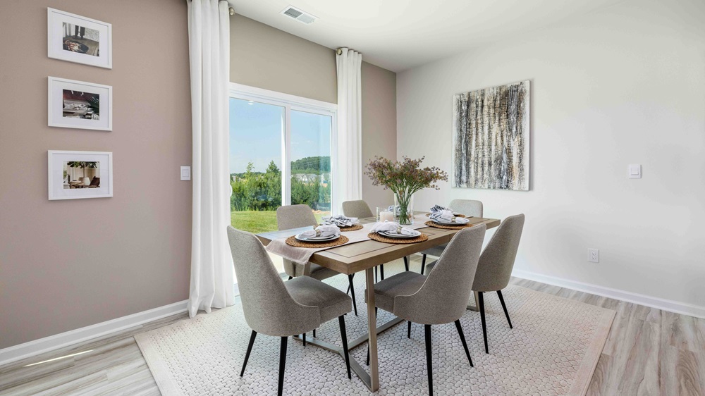 model breakfast area by kitchen