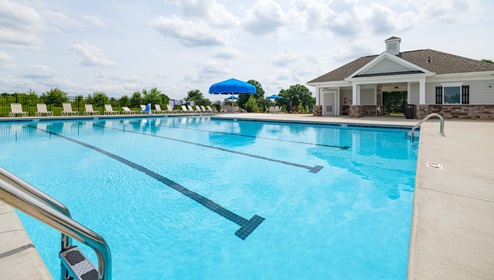 Villages of Maiden in Maiden, NC pool and clubhouse