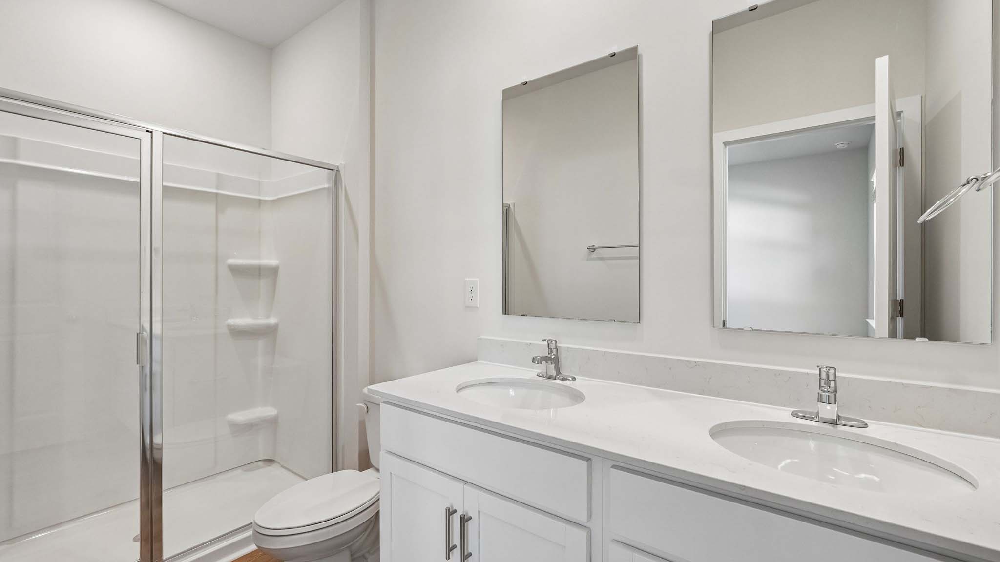 Bathroom with tub shower