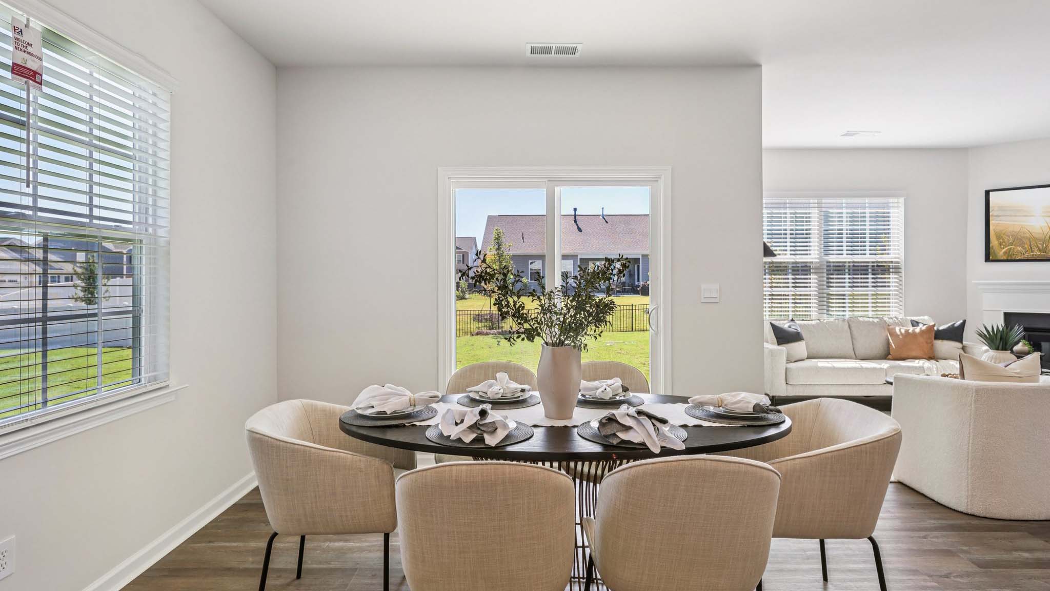 Breakfast area with windows