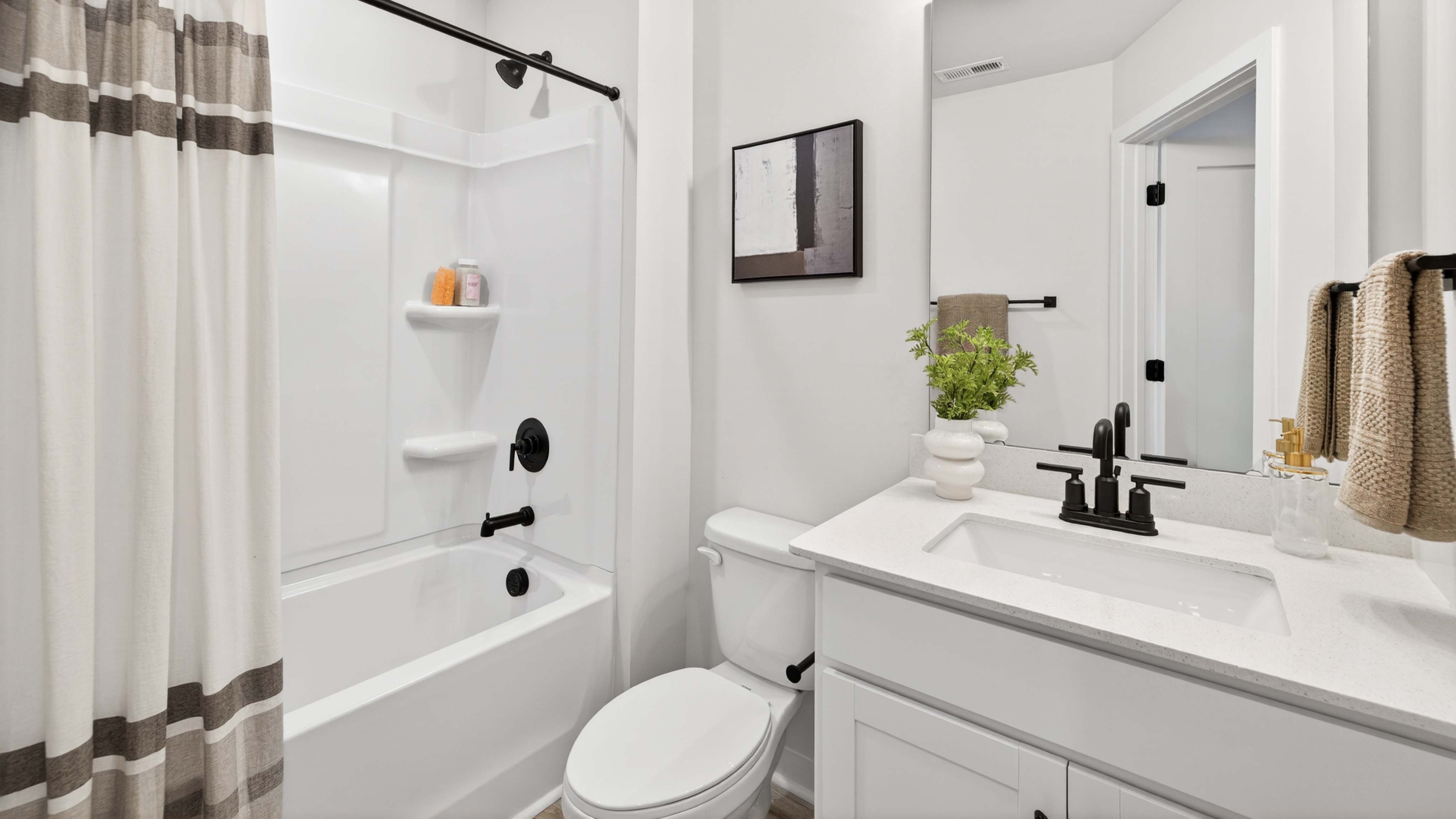 Bathroom with tub shower