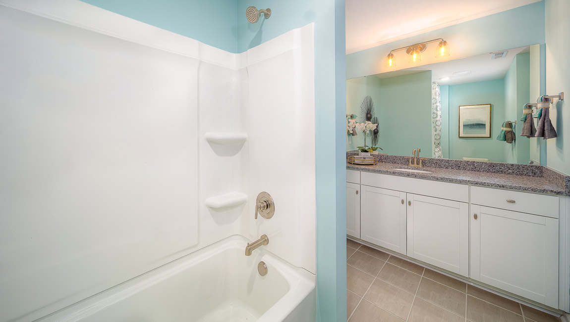 Bathroom with bathtub
