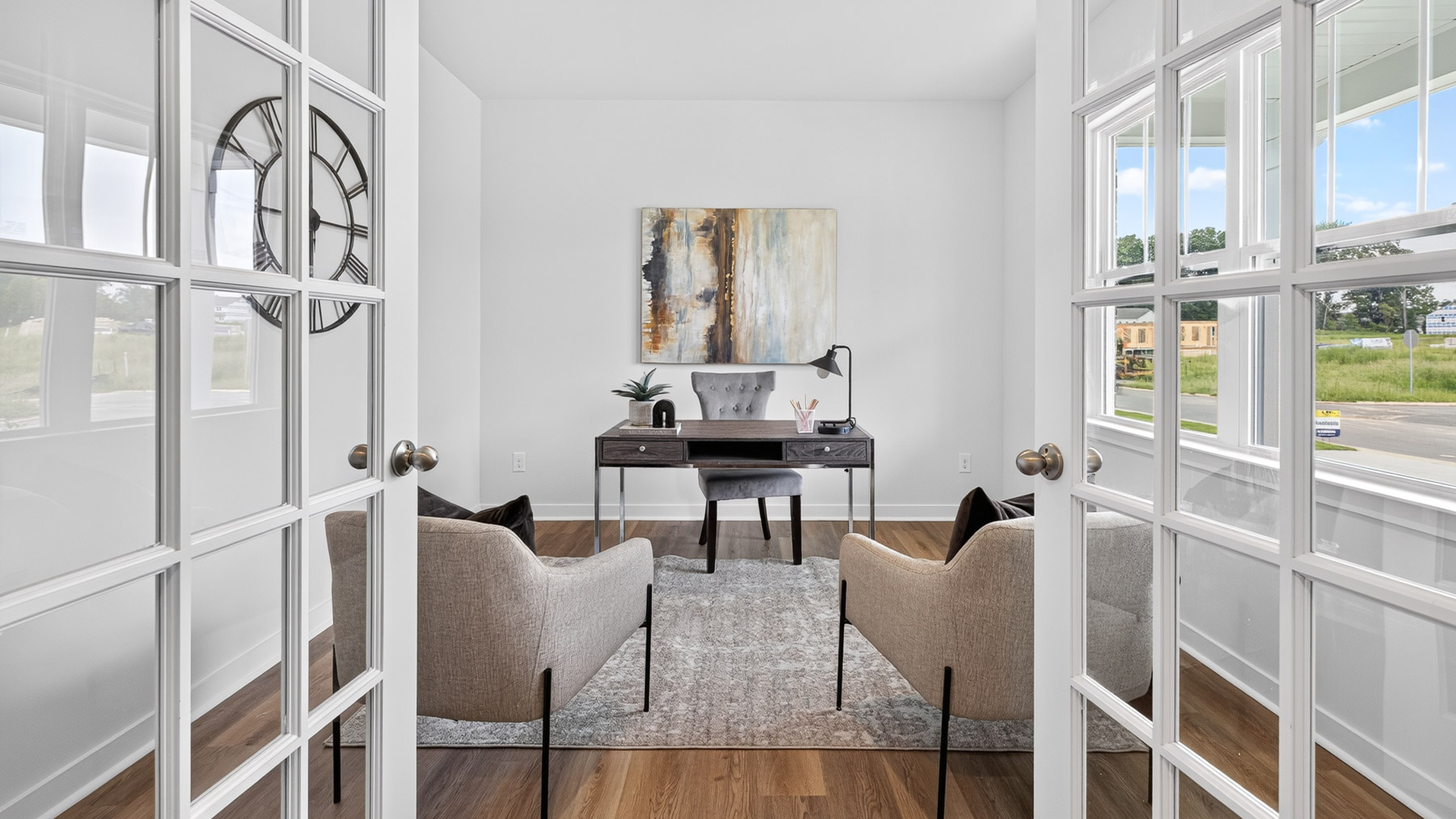 Open flex space with windows