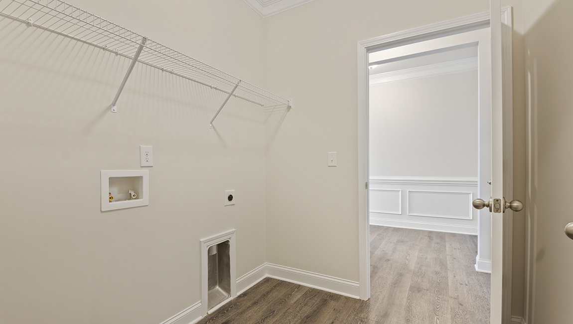 Drop zone and laundry room