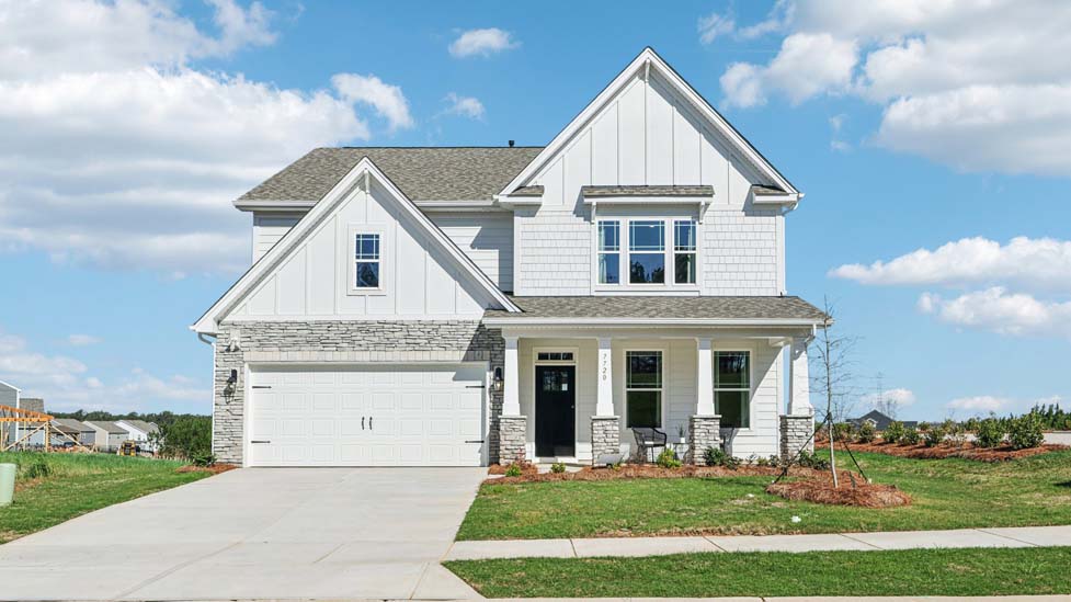 Hampshire Model front exterior at Chestnut at Laurelbrook