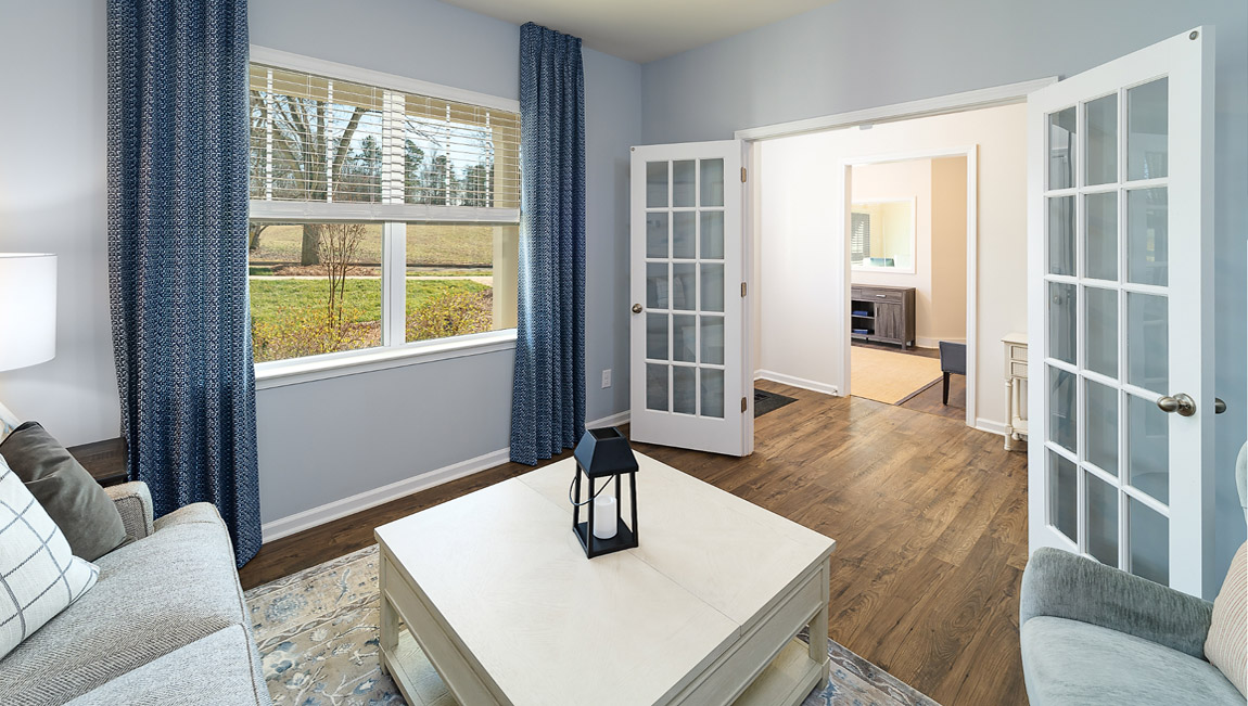 Model flex space with window