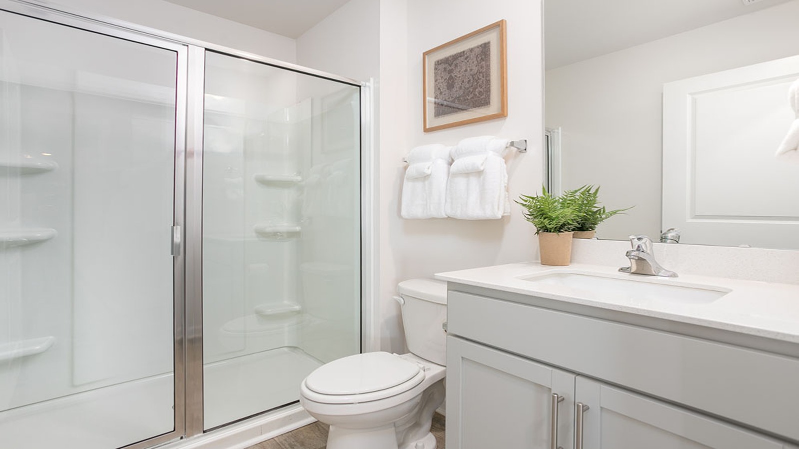 secondary bathroom