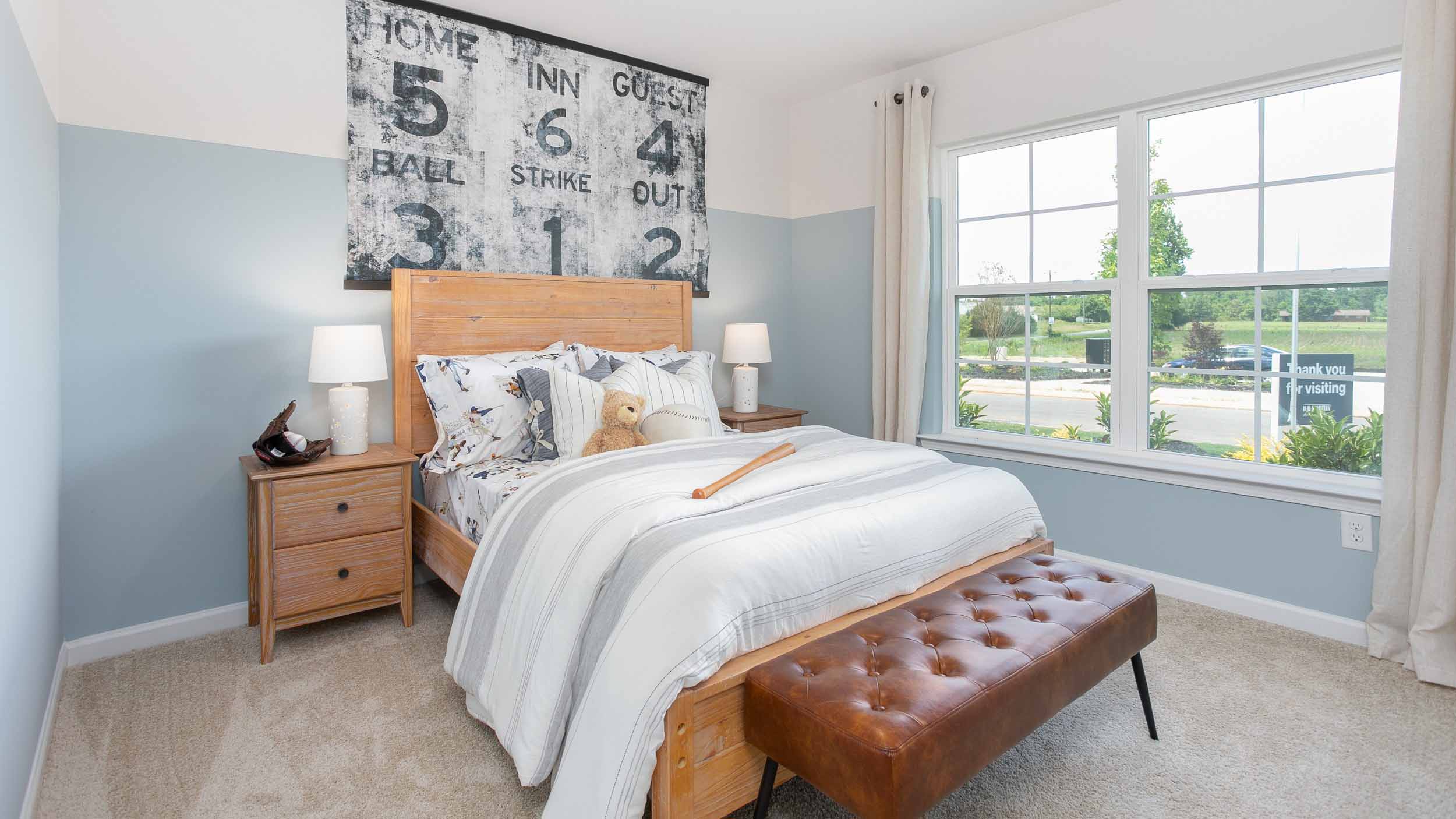 secondary bedroom with carpet