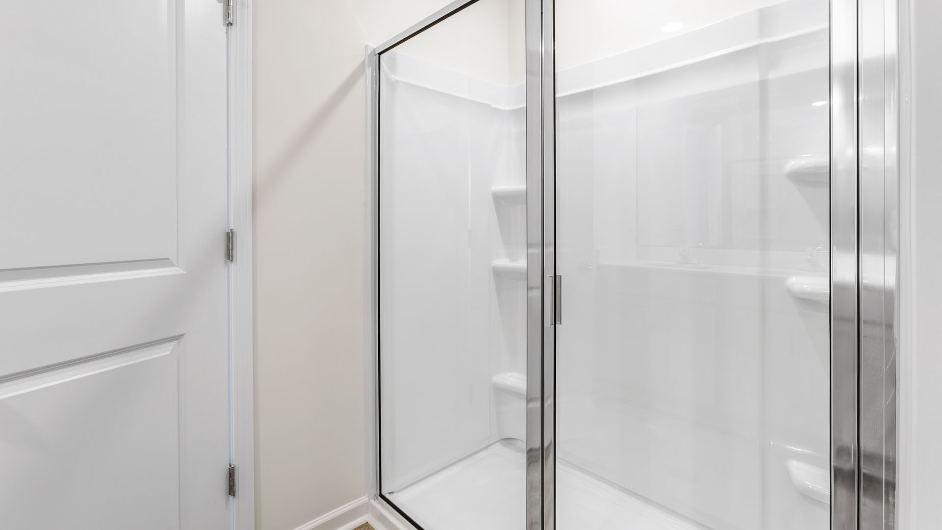 main bathroom with walk-in shower