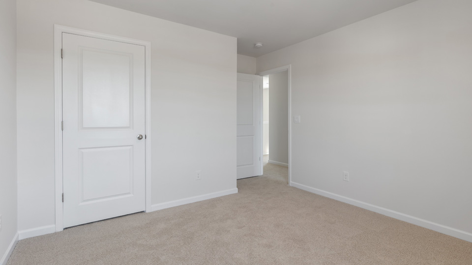 2nd bedroom entry view