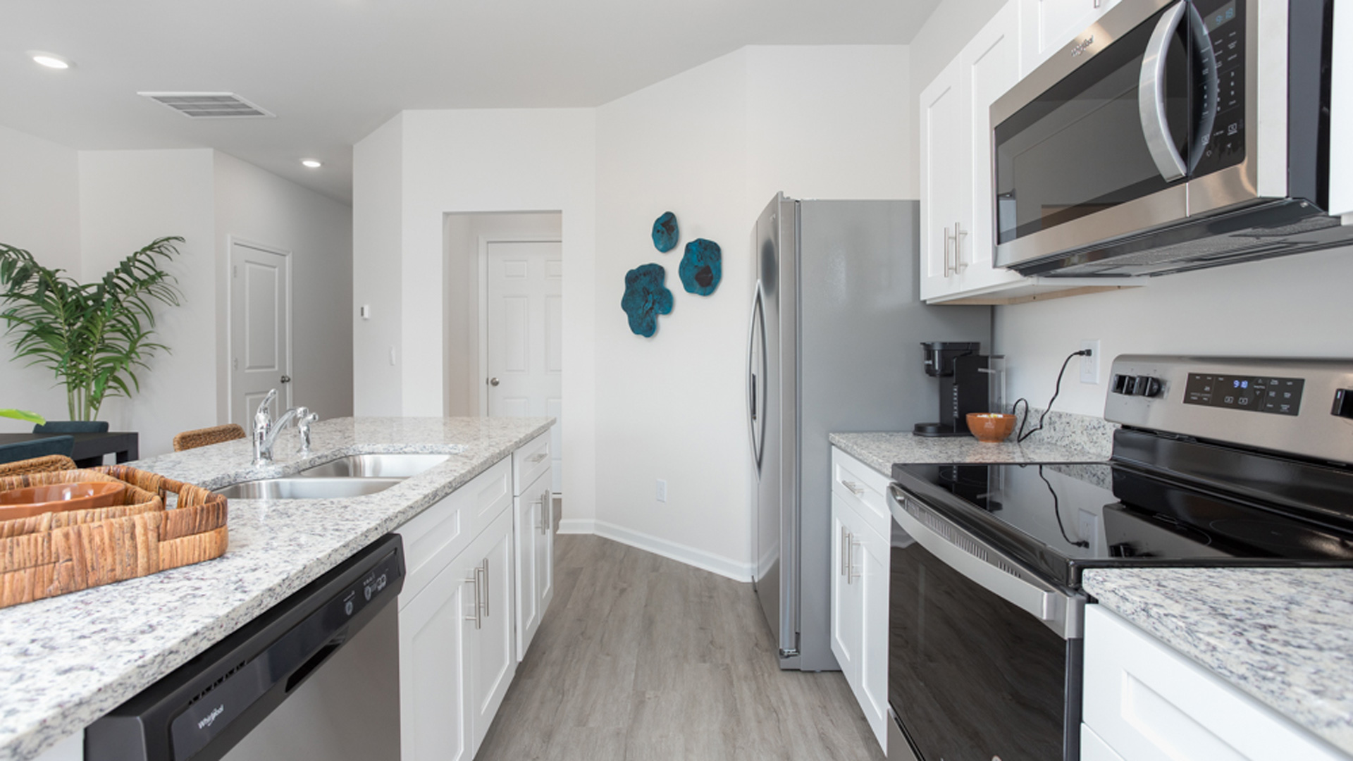 middle kitchen view