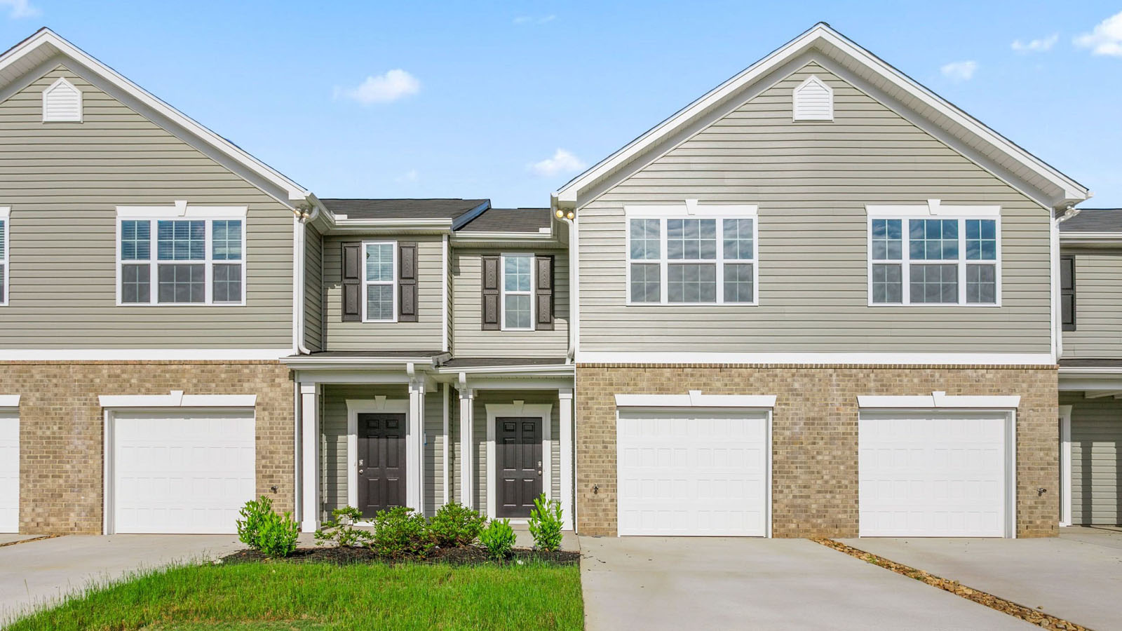 The Maywood featured at Henley Ridge features 2 story 2 car garage 3 bed 2.5 bath townhome