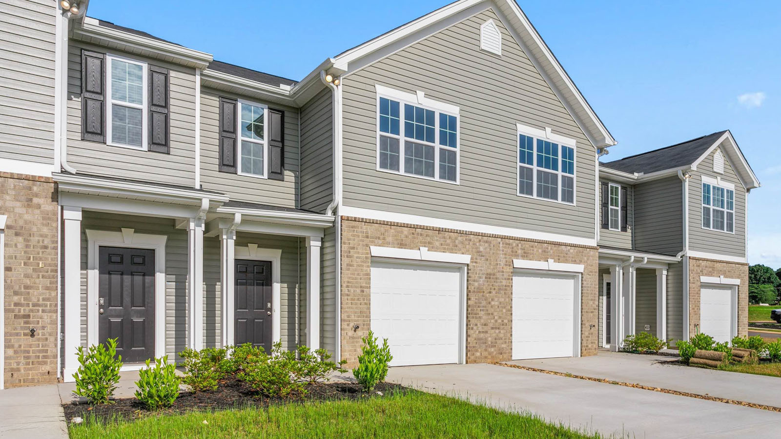 newton f elevation exterior