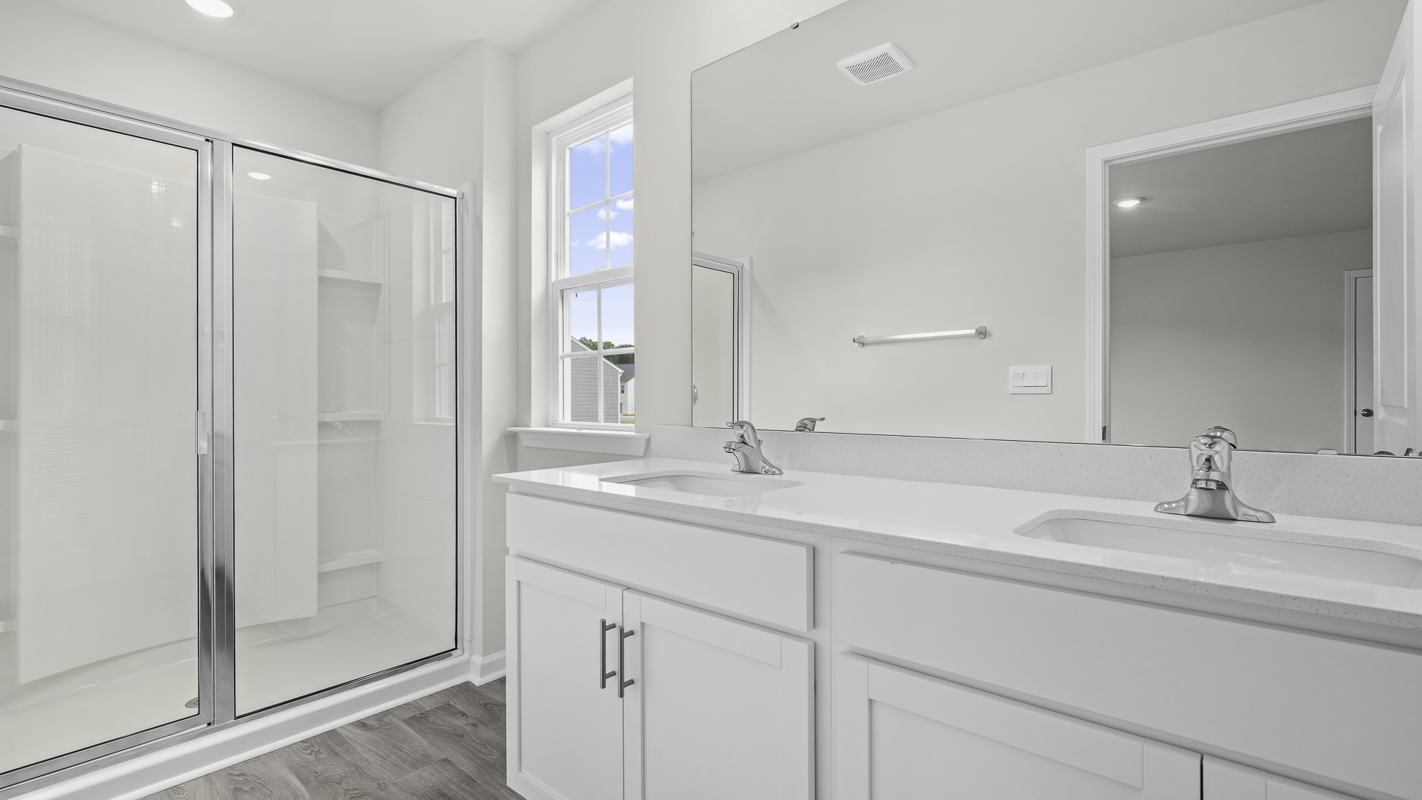 main bathroom with walk-in shower