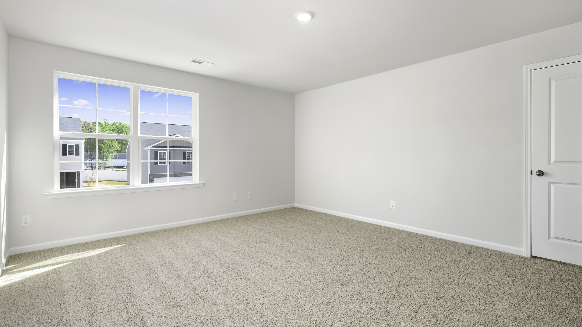 primary bedroom with window
