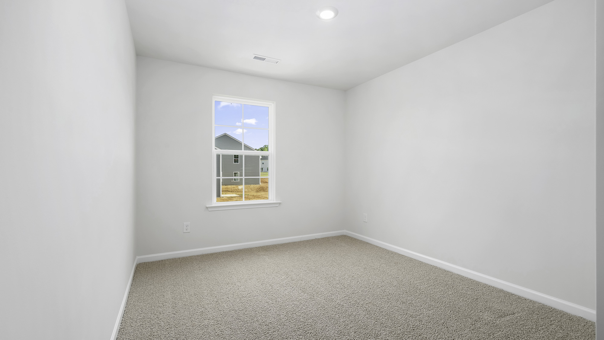 bedroom with one window