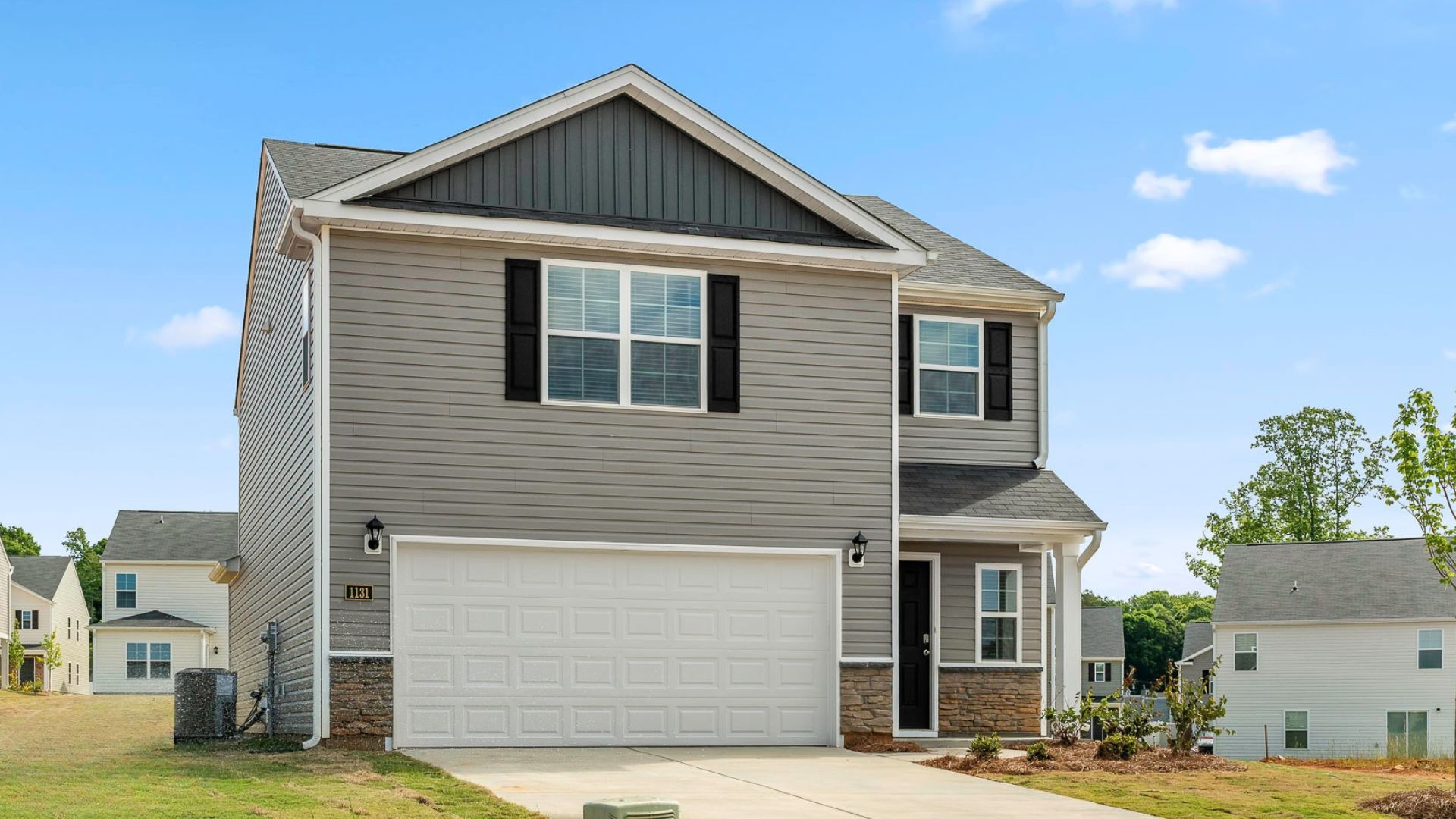 1113 Chandler Pointe Court exterior