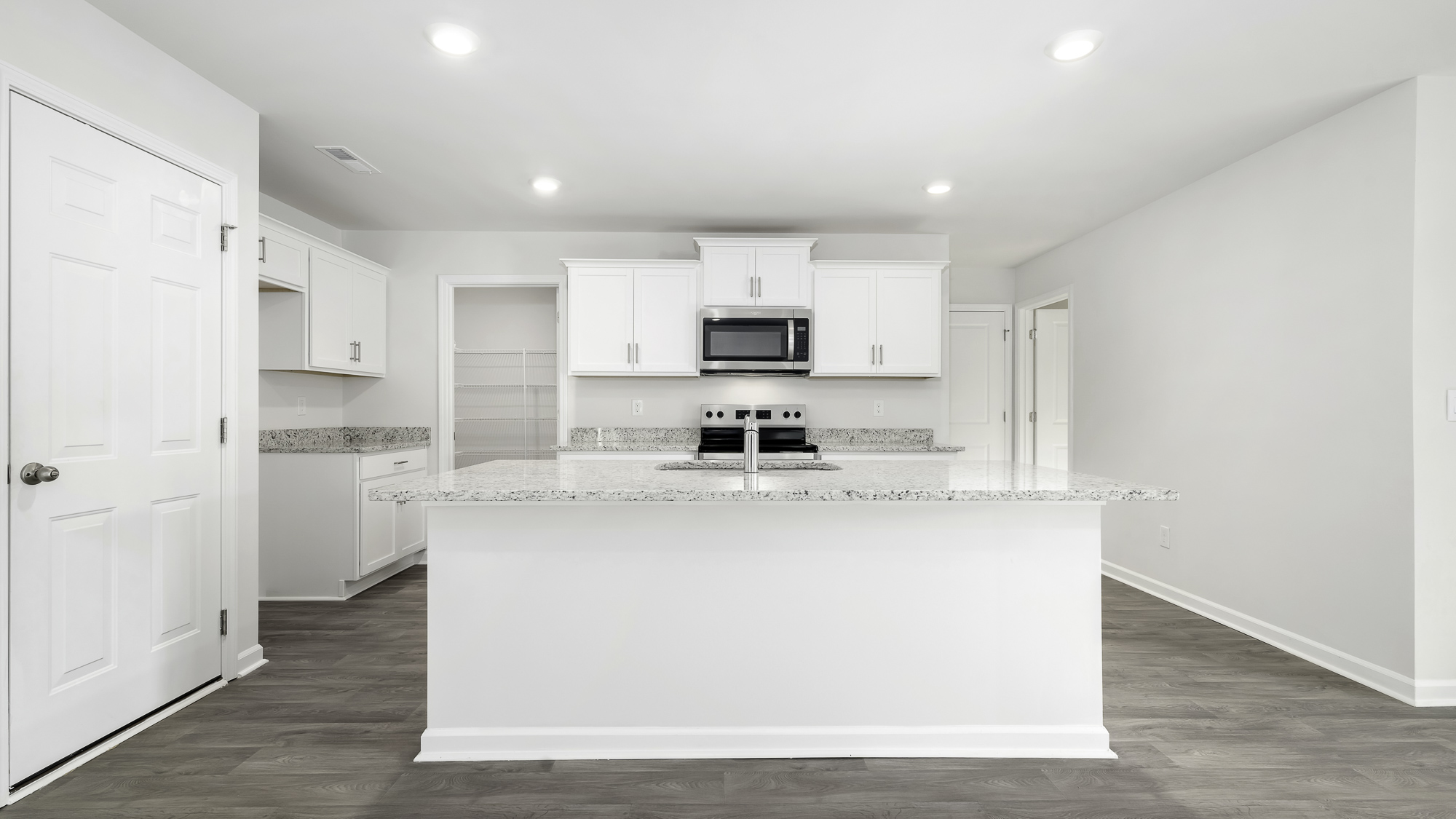 kitchen sit in island