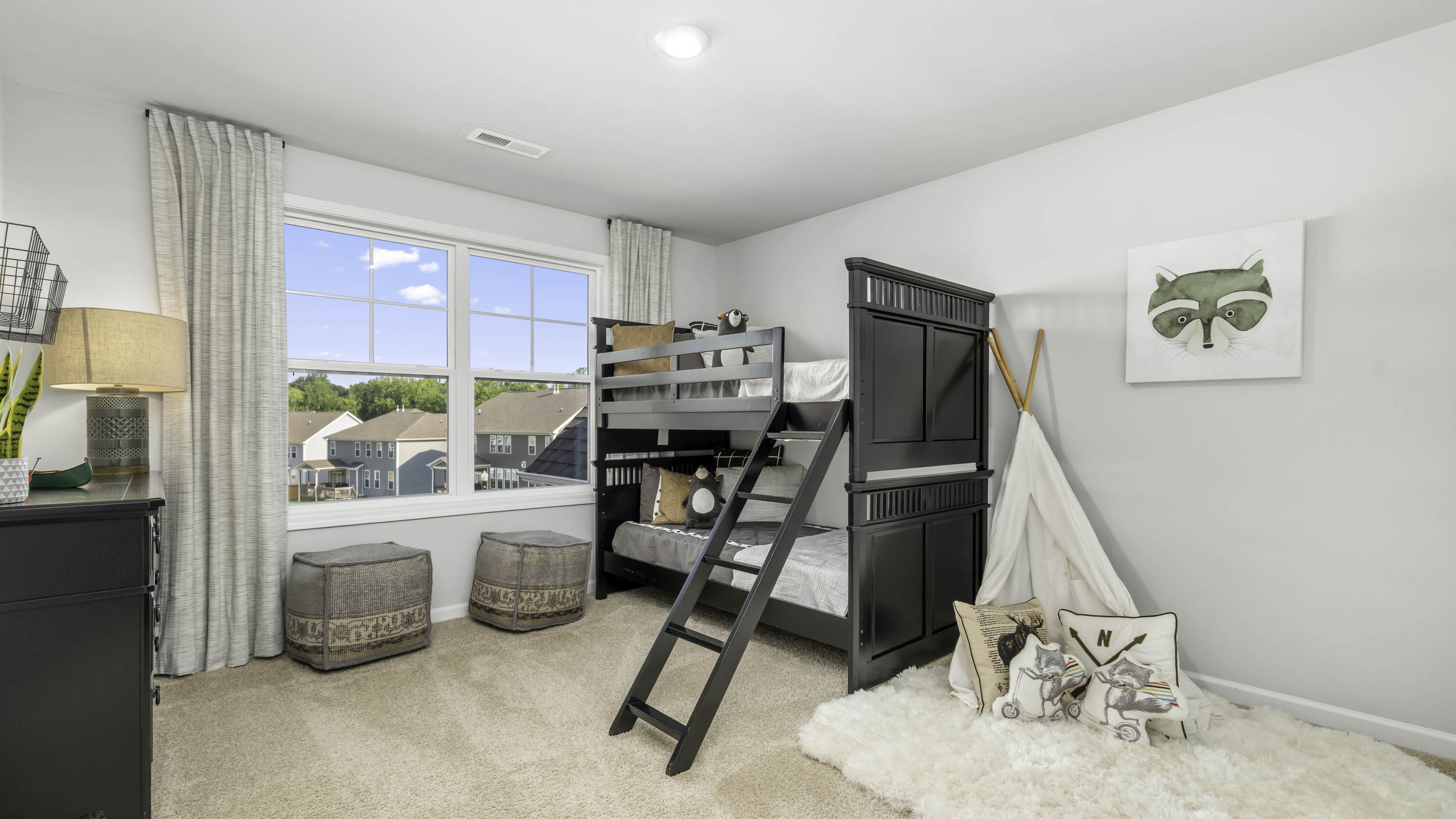 secondary bedroom