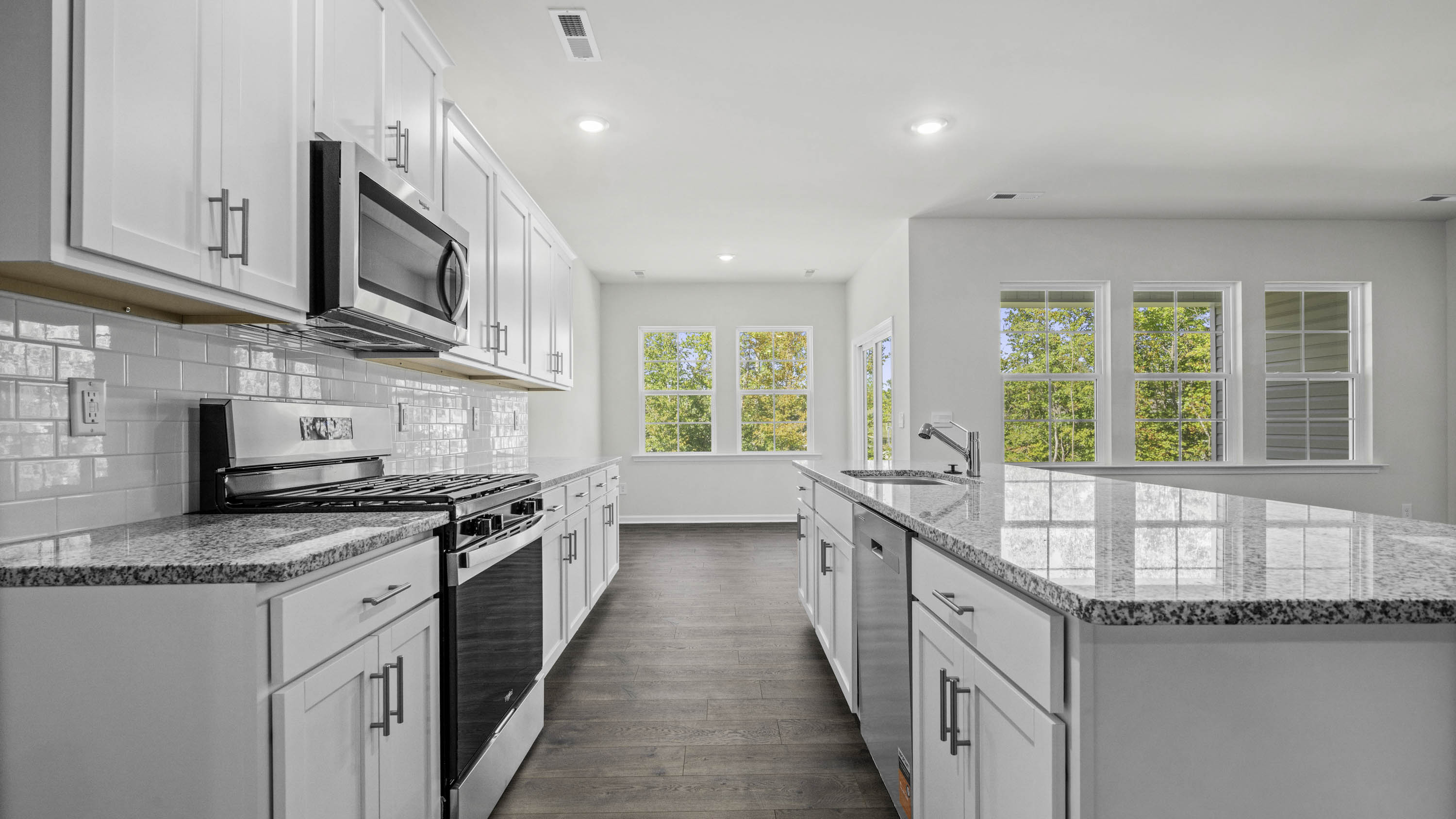kitchen with sit in island