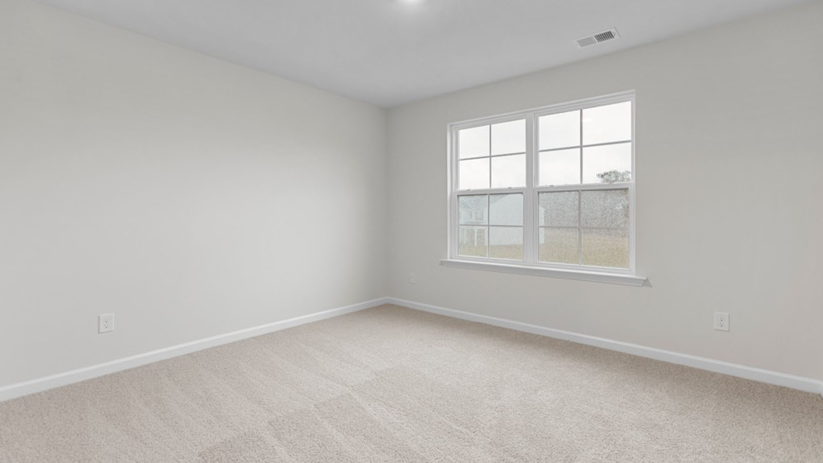 bedroom with carpet