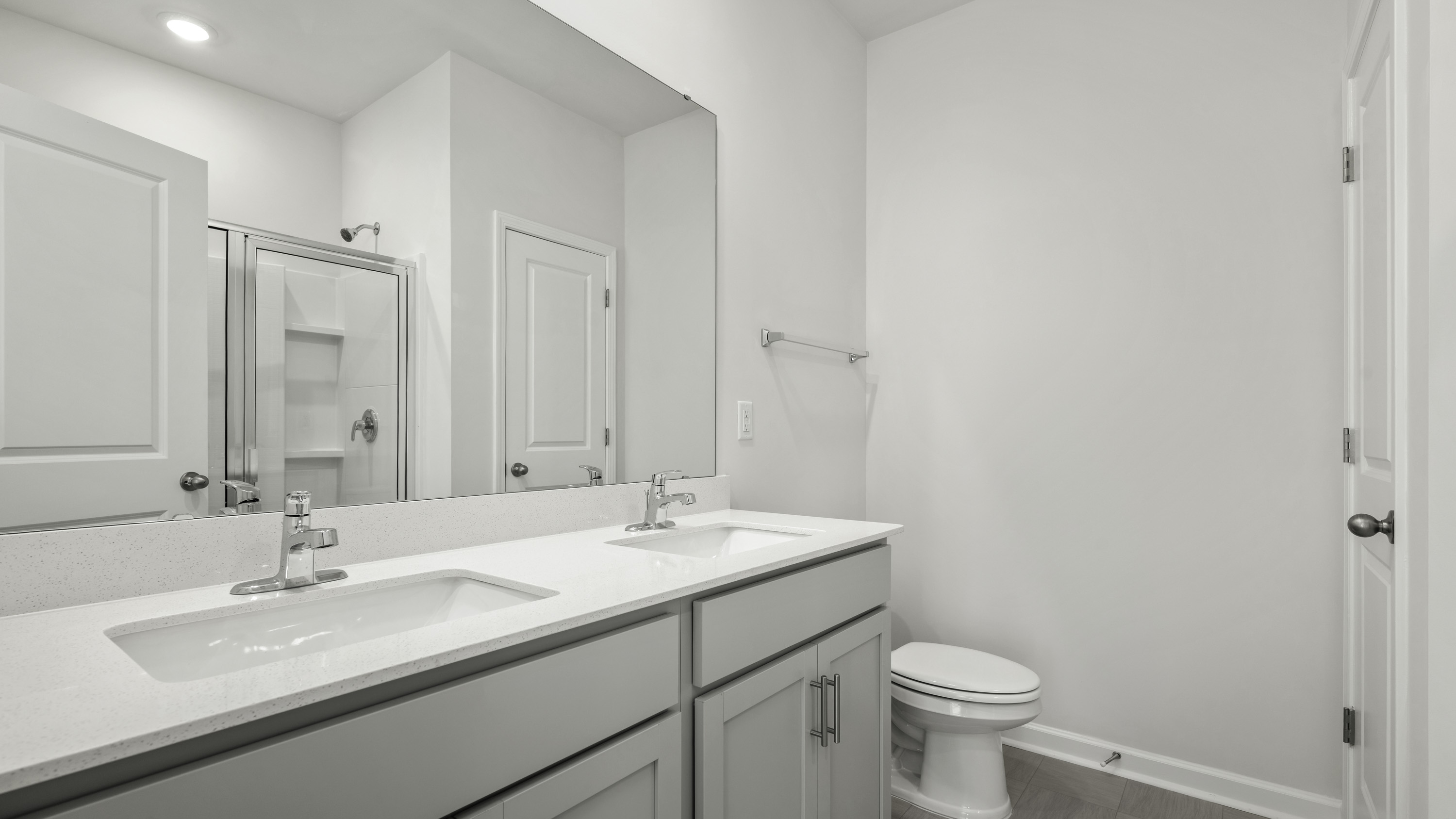 secondary bathroom
