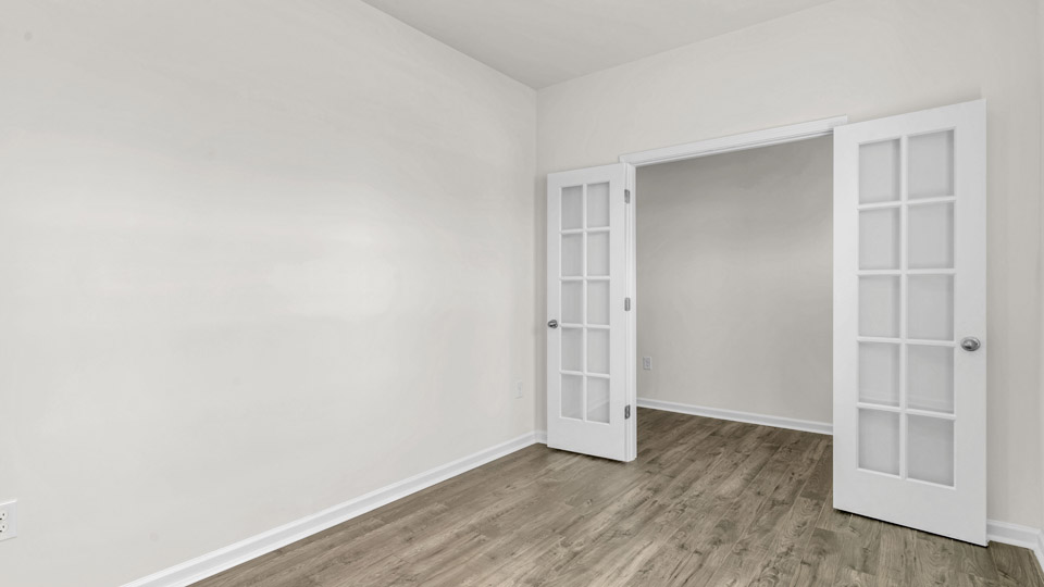 OPTIONAL OFFICE ENTRANCE