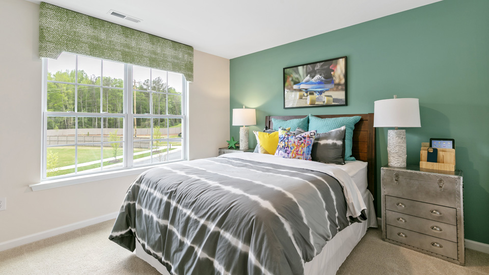secondary bedroom with window