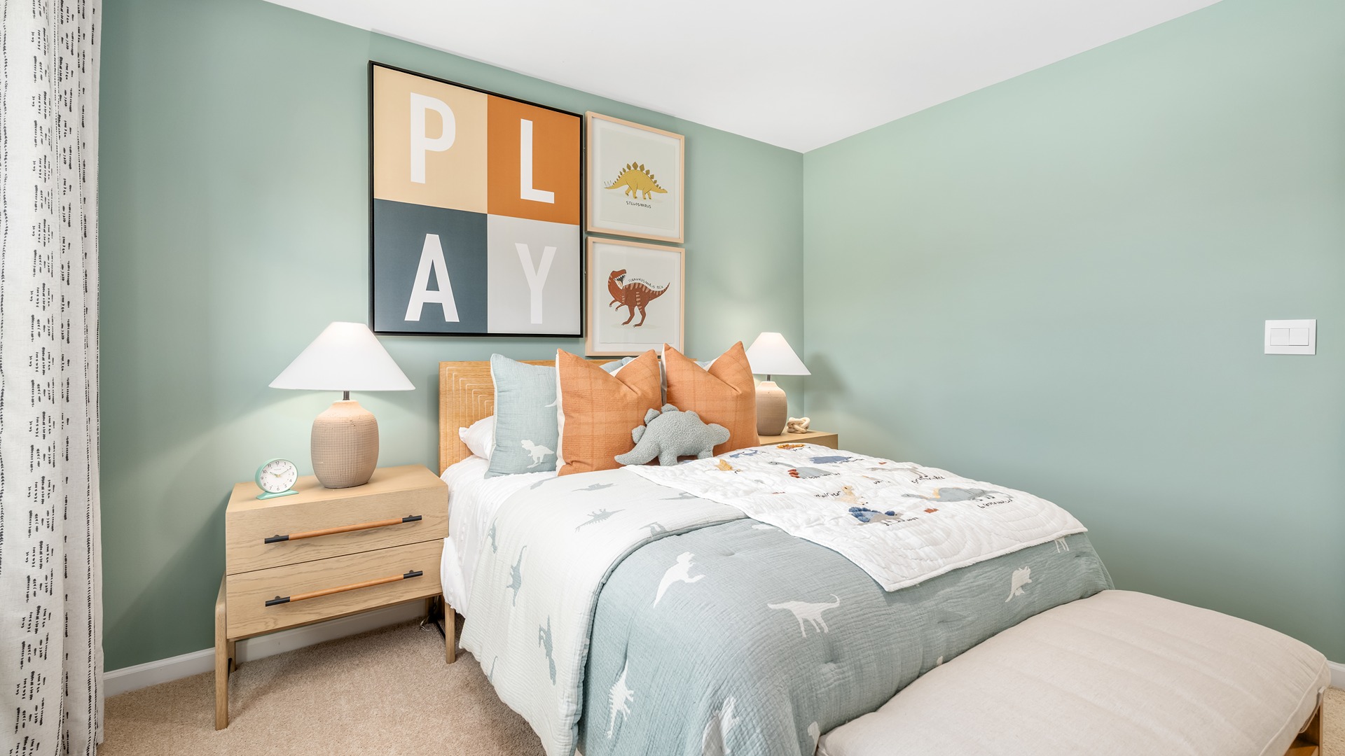 secondary bedroom with carpet