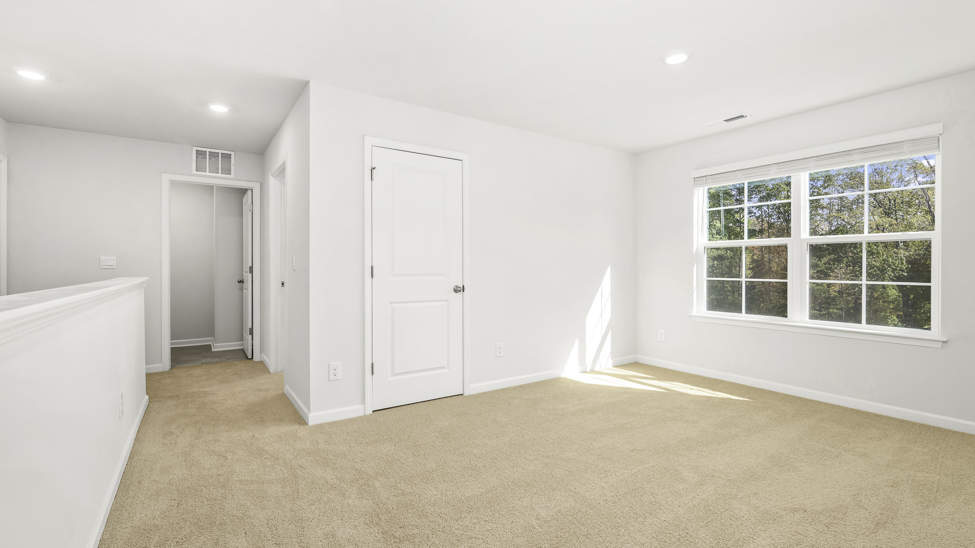 SECOND FLOOR ENTRY