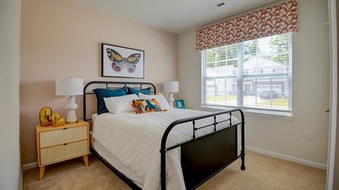 Secondary Bedroom with Carpet