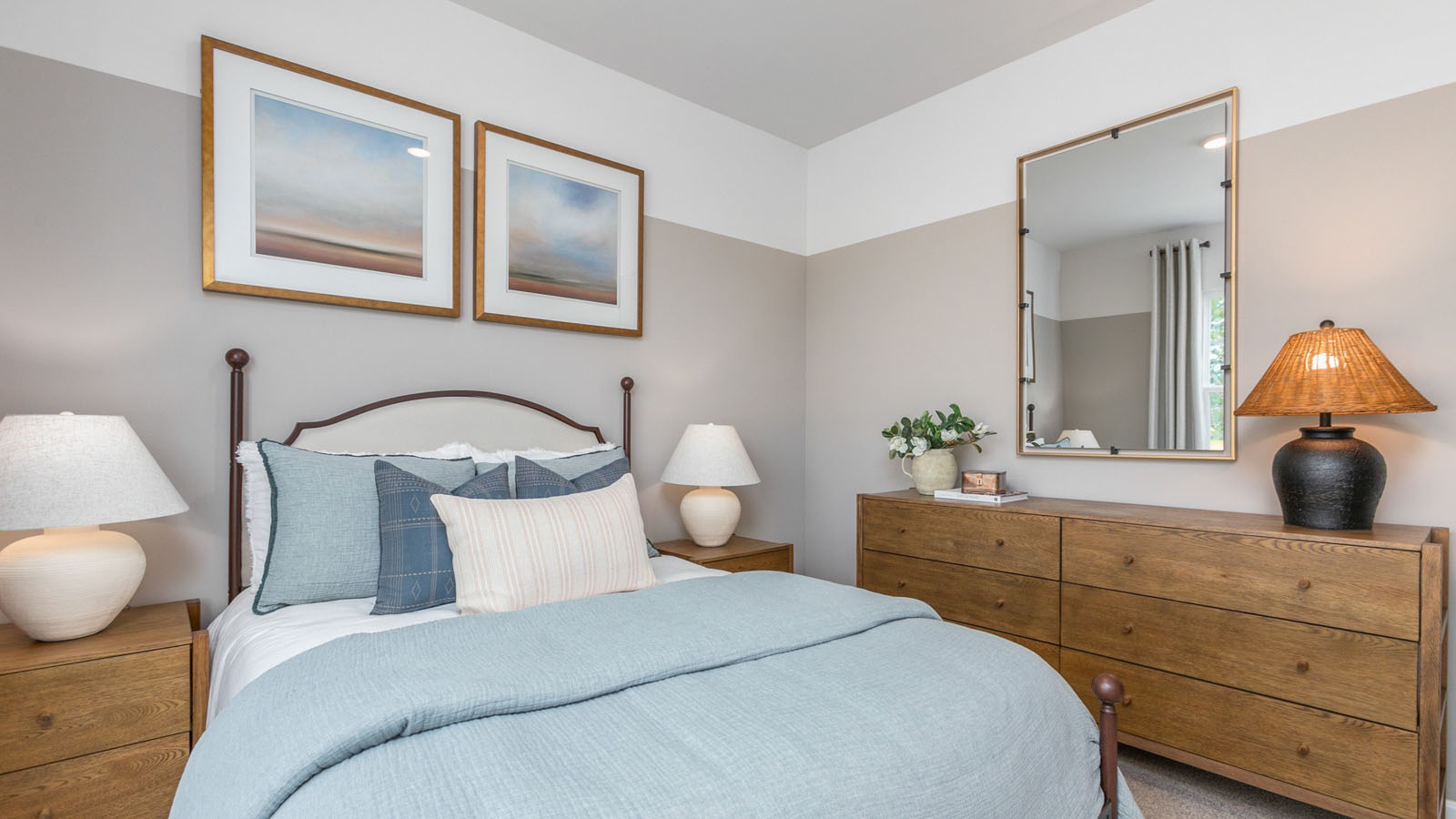 secondary bedroom with carpet