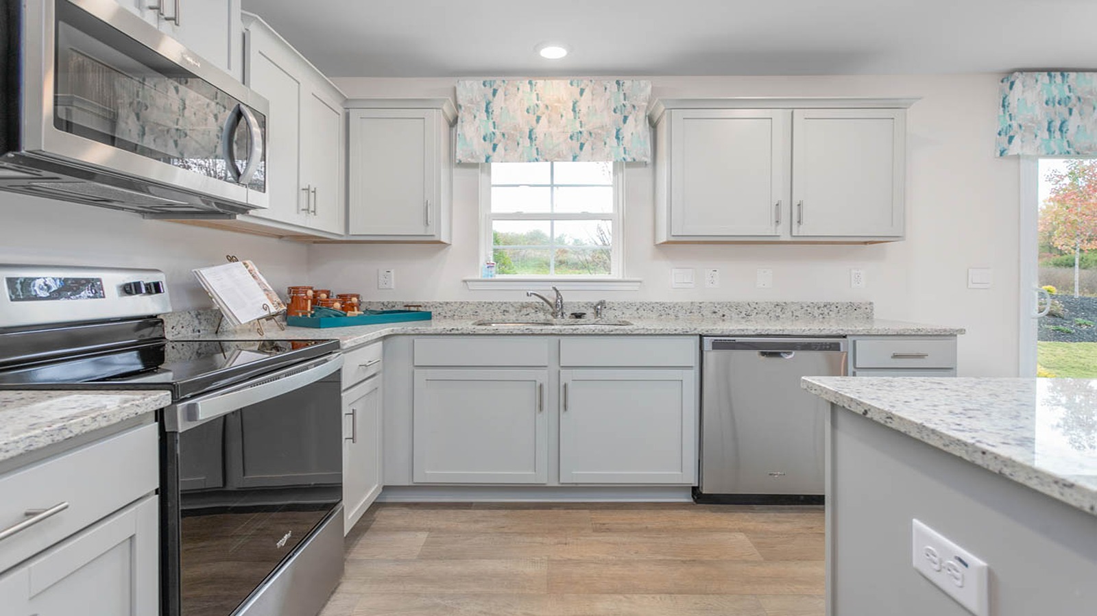 middle kitchen view