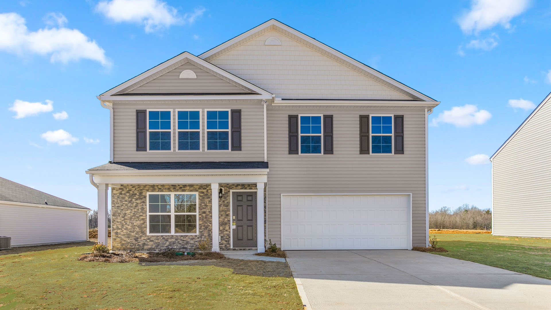 The Kyle features a 2 story 2 car garage 4 bed 2.5 bath single family home