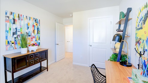 Bedroom with carpet