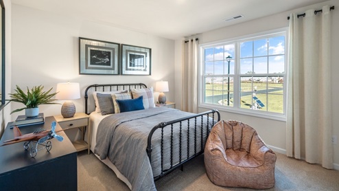 Secondary bedroom