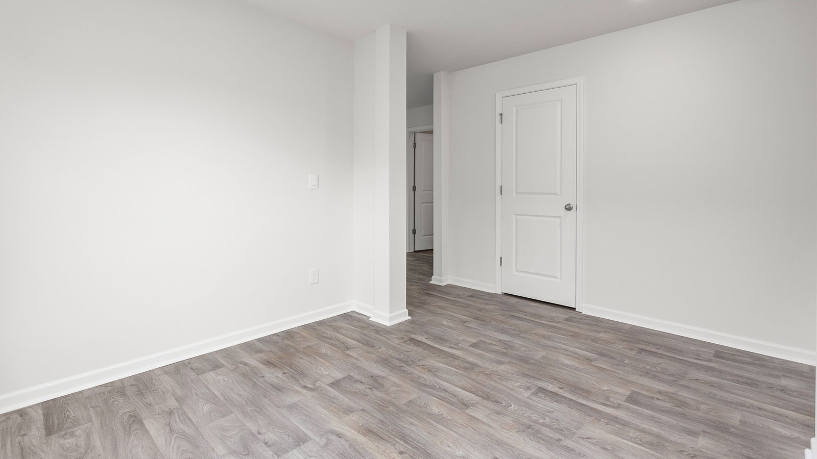 entrance to dining room