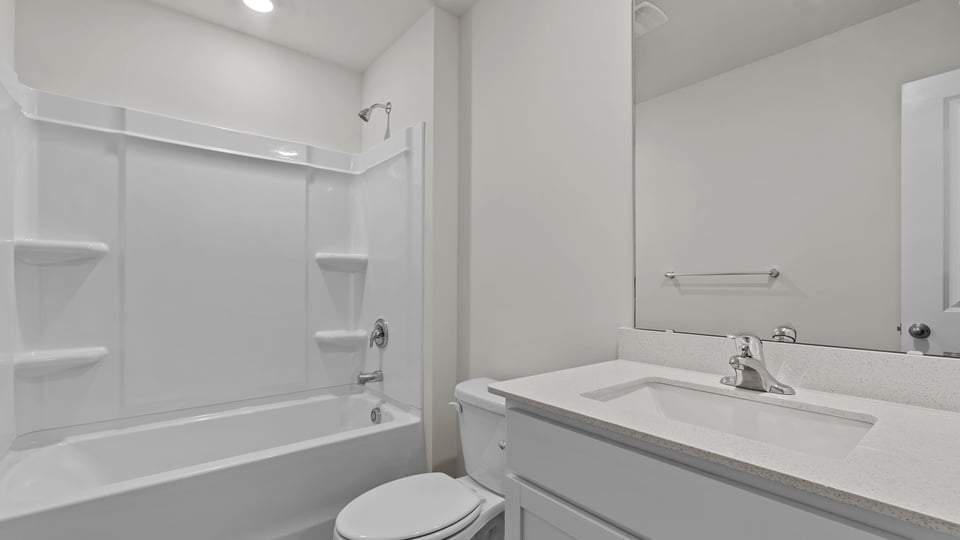 secondary bathroom tub shower