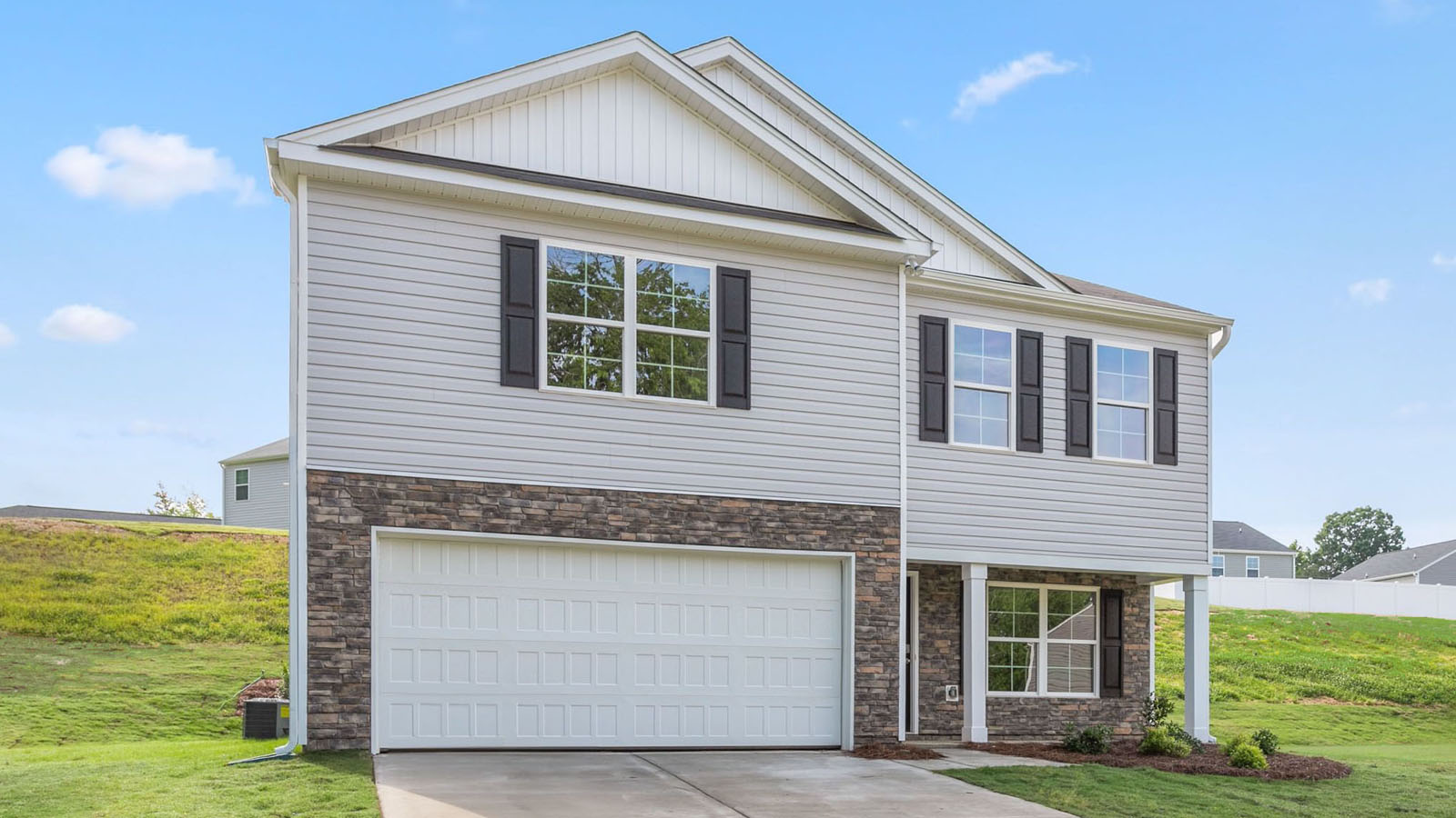 402 Jack Pine Street exterior