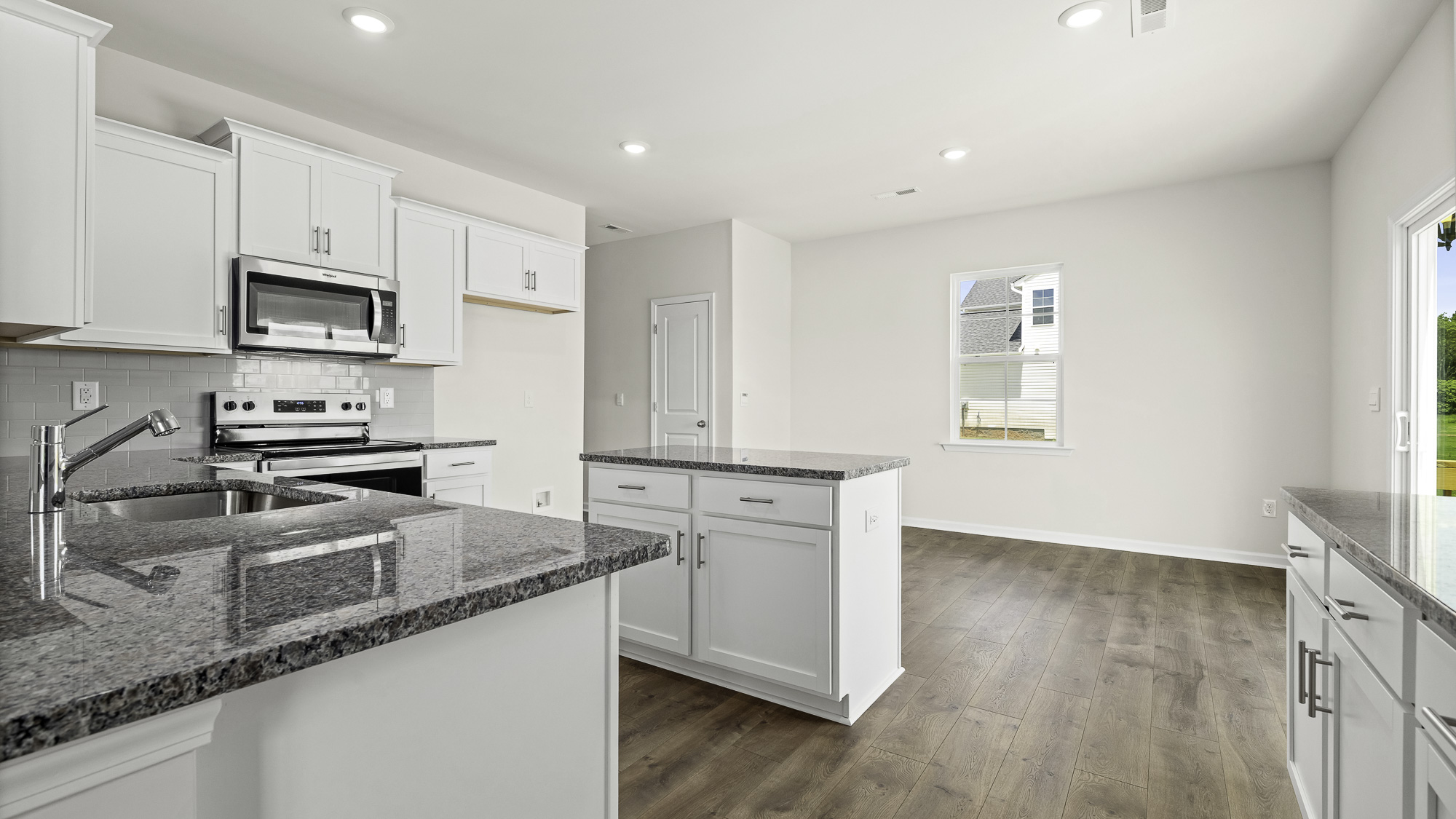 middle view of kitchen