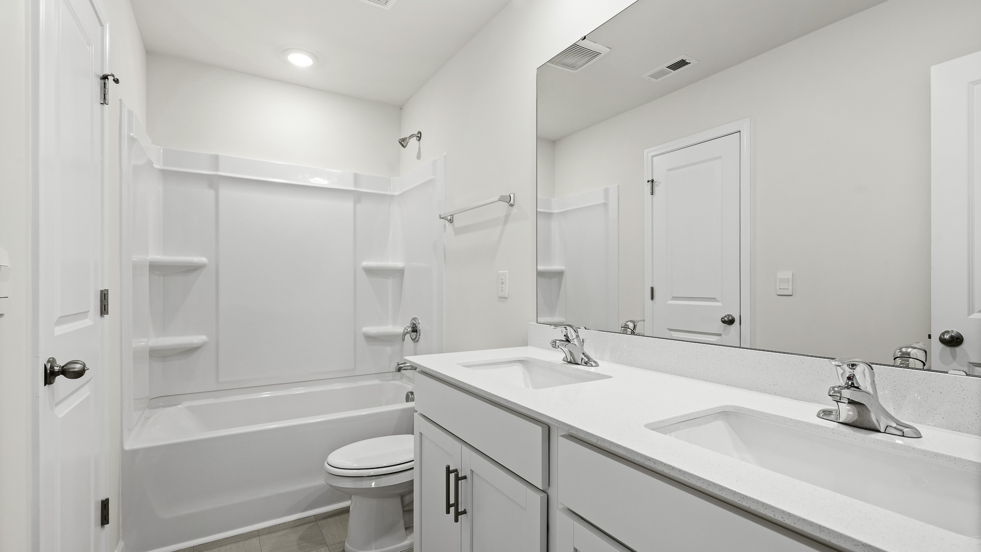 secondary bathroom